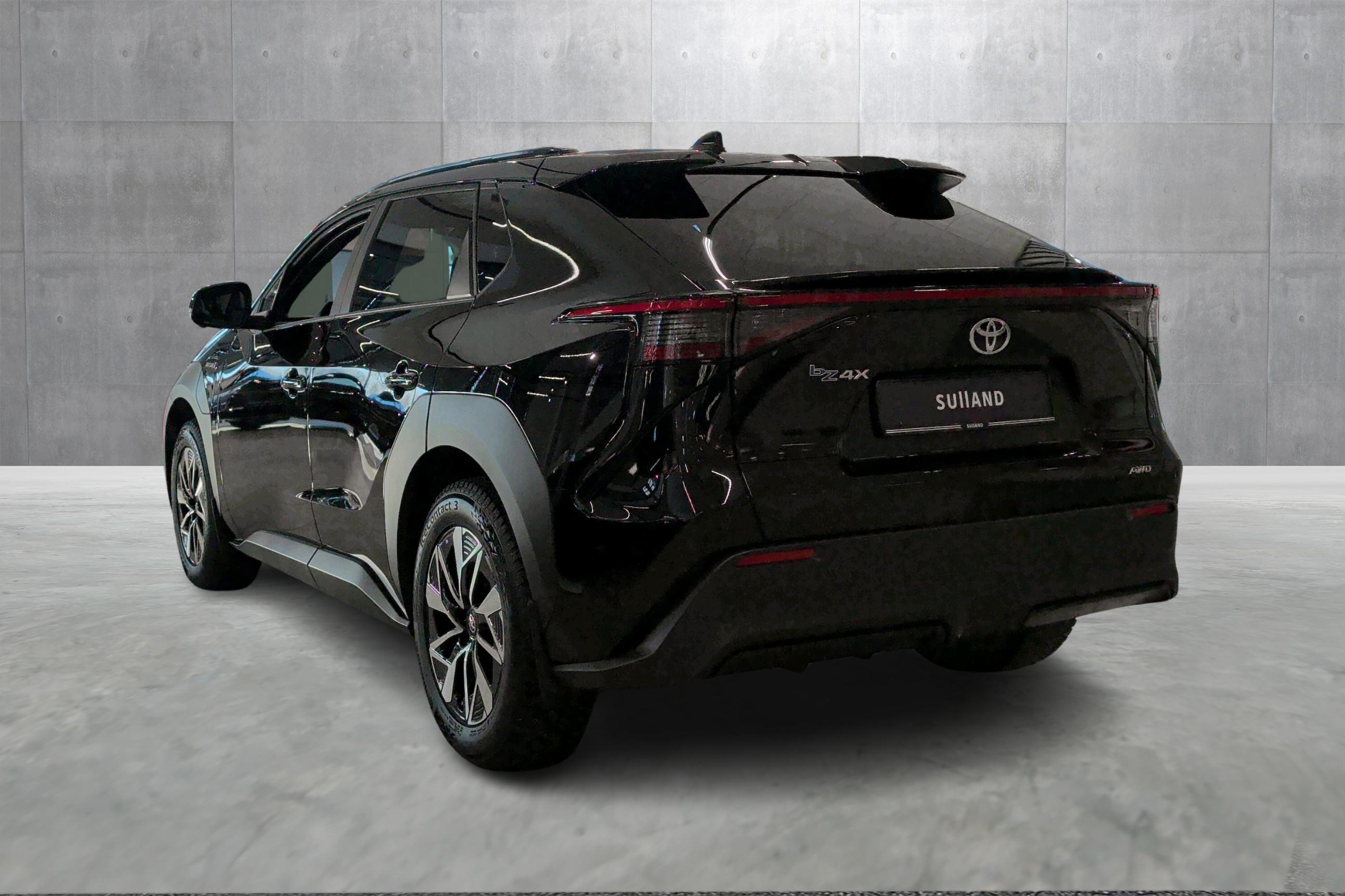 Thumnail bilde 2 av Toyota bZ4X