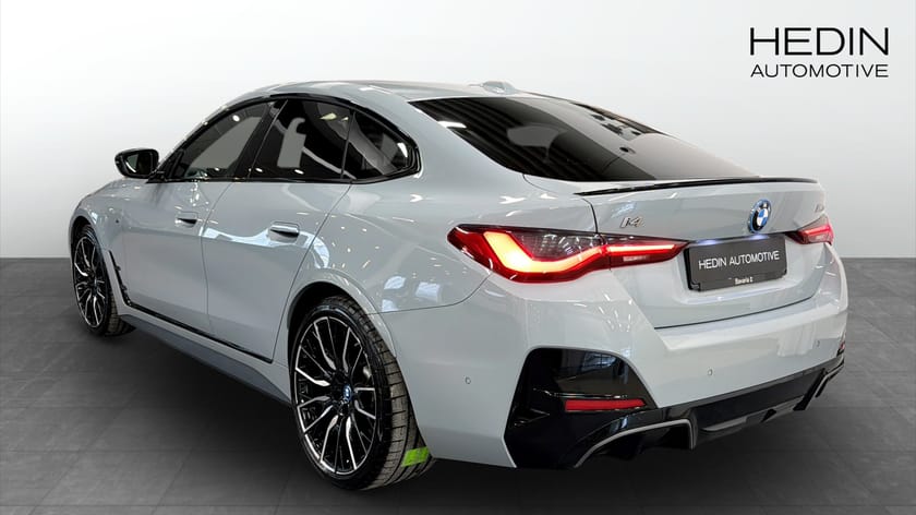 Bild 2 av BMW i4 M50 xDrive Gran Coupé H/K Taklucka Drag Elstolar m minne
