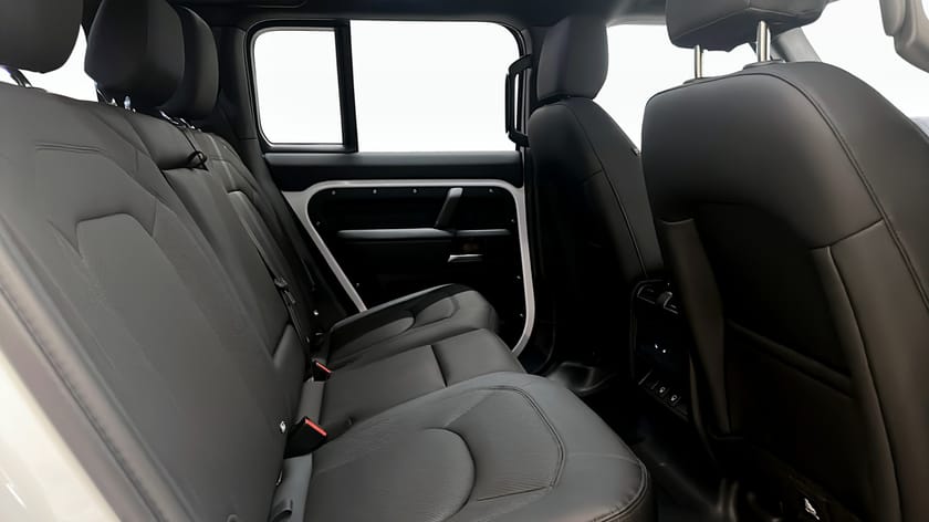 Bild 5 av Land Rover Defender P300e PHEV 110 X-Dynamic SE