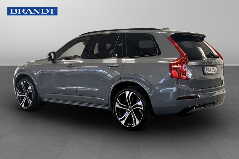 Bild 2 av Volvo XC90 7 Säten B5 AWD Diesel R-Des Pro Edt 7-säten
