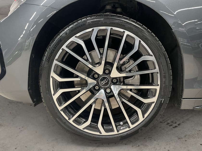 Bild 4 av Audi A6 Avant TDI QUATTRO 150 KW S TRONIC