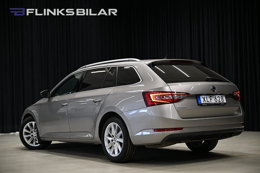 Bild 4 av Škoda Superb Kombi Skoda 2.0 TDI 4x4 150HK Style|Drag|M/K-Värmare|SeUtr!
