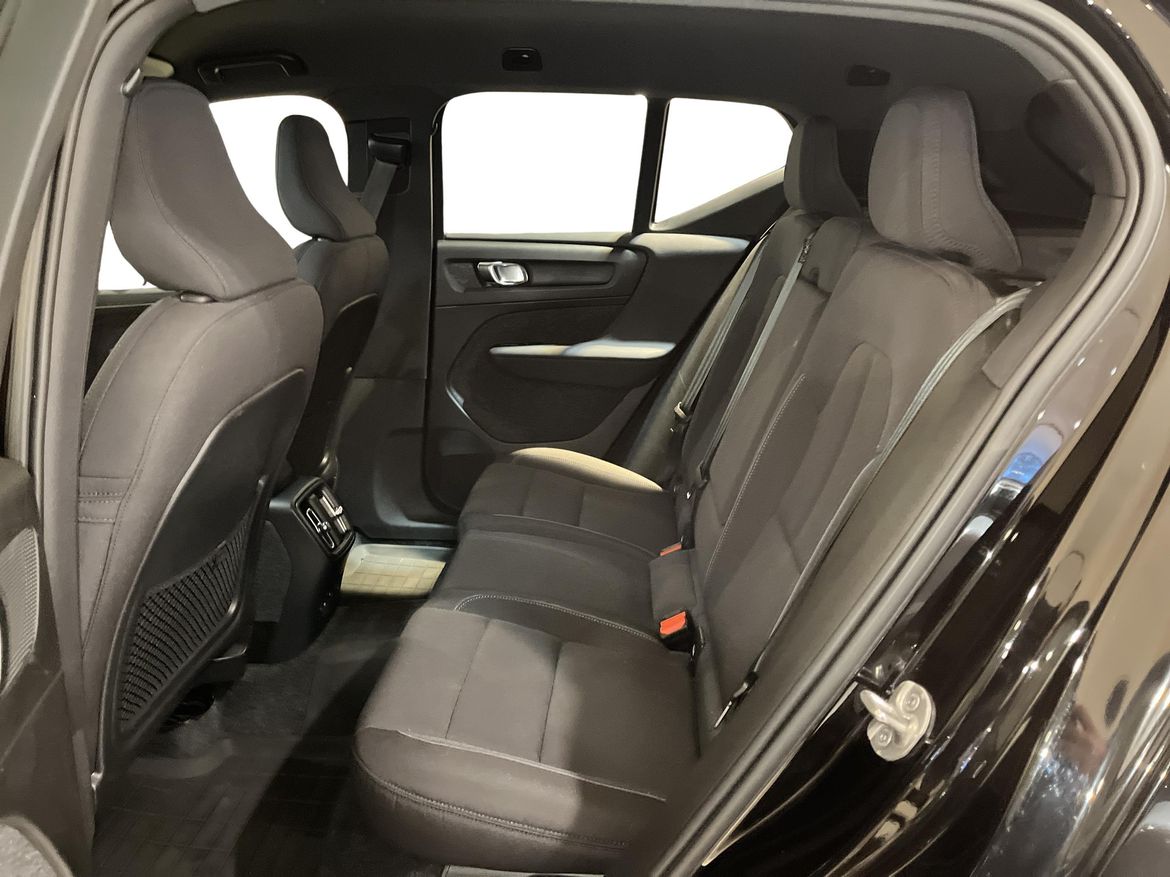 Volvo XC40 2023 - miniatyr 7