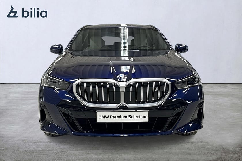 Bild 5 av BMW i5 xDrive40 Touring xDrive 40 M-Sport | DEMOBIL | Drag | H&K