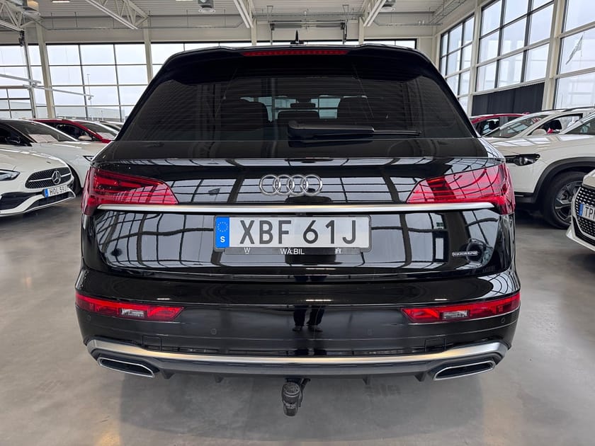 Bild 4 av Audi Q5 55 TFSI e quattro S Tronic|S-Line|Luftfj|Kamera|Moms
