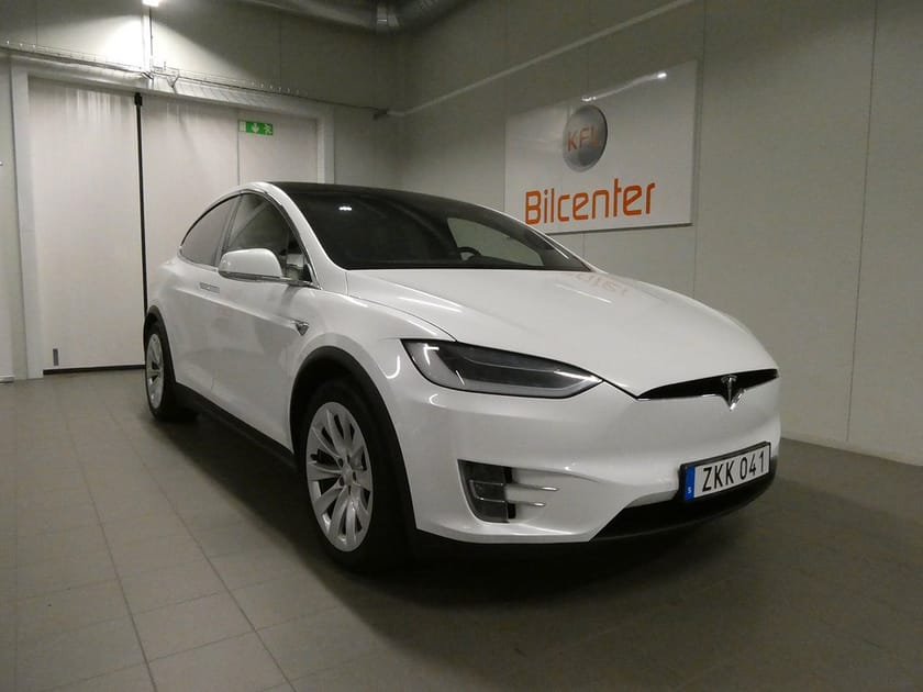 Bild 4 av Tesla Model X 100D 7-sits Navi-Skinn-Dubbdäck