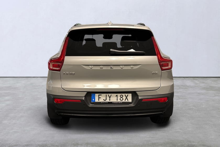 Bild 5 av Volvo XC40 B3 FWD Bensin Plus Dark