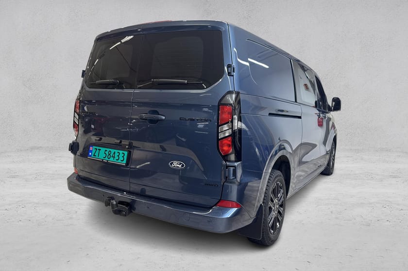 Bilde 5 av Ford Transit Custom 320 Led ekstralys, hengerfeste, comfort skillevegg