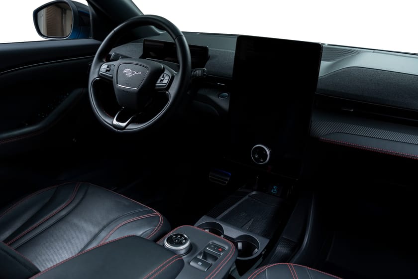 Bilde 3 av Ford Mustang Mach-E Standard Range AWD SR BRUKTBILKAMPANJE | B&O | Skinn | Navi +++