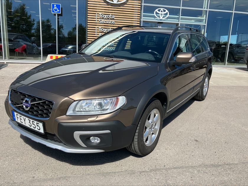 Bild 1 av Volvo XC70 D4 Momentum Manuell Dragkrok Vinterhjul