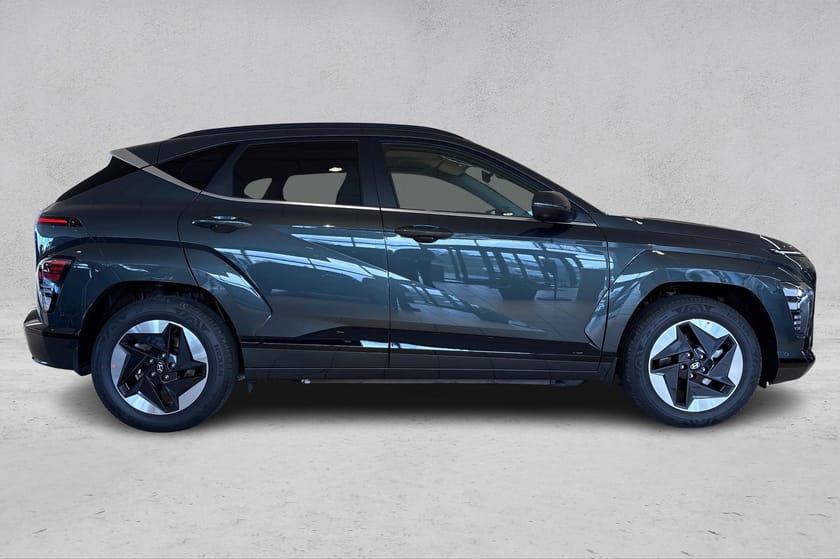 Bilde 4 av Hyundai Kona Electric Long Range PREMIUM | LR | BOSE | 506km WLTP | VINTERDEKK | MATTER