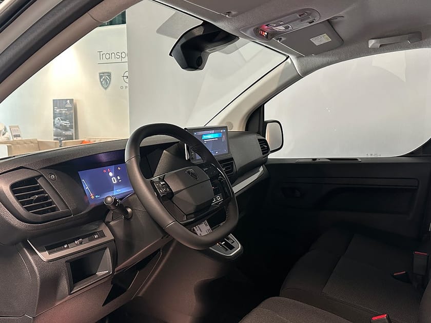 Bild 4 av Peugeot Expert Utökad Last L3 145hk diesel aut- Drag & värmare