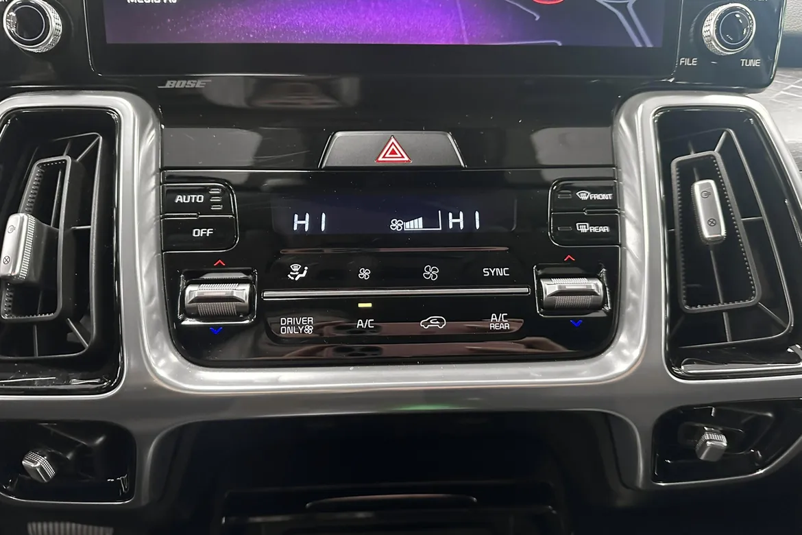 picture of a car