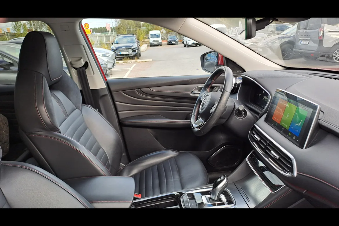 MG EHS PHEV