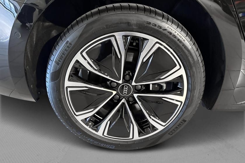 Bild 5 av Audi A5 Avant e-hybrid quattro 299hk S tronic