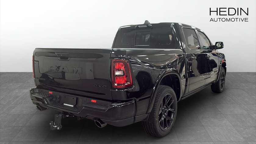 Bild 2 av RAM 1500 Crew Cab Laramie Night Premium
