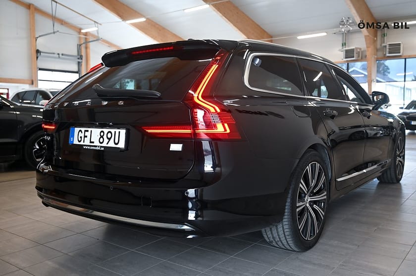 Bild 4 av Volvo V90 Recharge T8 AWD PLUS BRIGHT Navi Skinn Carplay 456hk