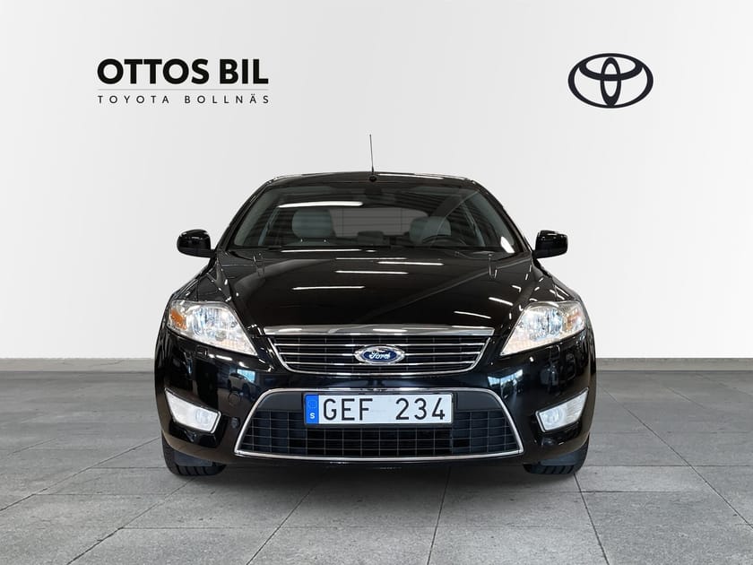 Bild 5 av Ford Mondeo Kombi 2.0 Manuell, 145hk - Ghia / V-hjul, Motorvärmare & kupéuttag