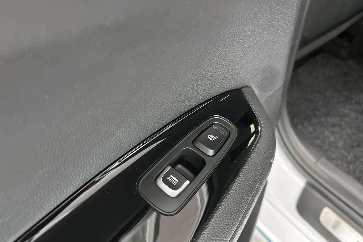 picture of a car