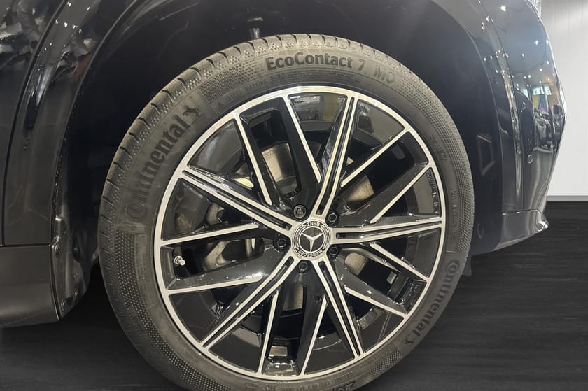 Bild 4 av Mercedes-Benz GLB 250+ AMG Line / Advanced Edition