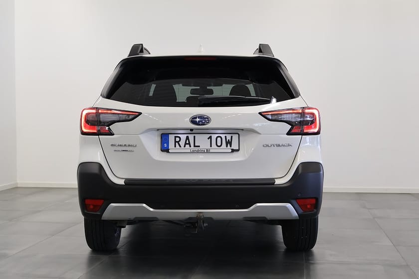 Bild 4 av Subaru Outback 2.5 4WD XFuel Adventure Drag NYSERVAD V-Hjul LågSkatt