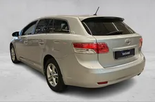 Thumnail bilde 2 av Toyota Avensis Stasjonsvogn