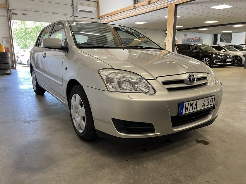 Bild 3 av Toyota Corolla 1.4 97hk EN ÄGARE