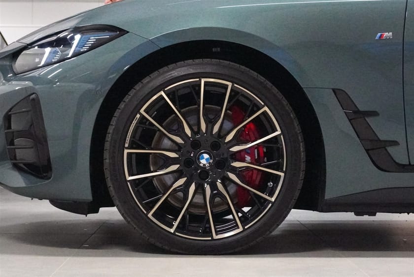 Bild 2 av BMW i4 M60 xDrive Gran Coupé M-Sport Inoovation