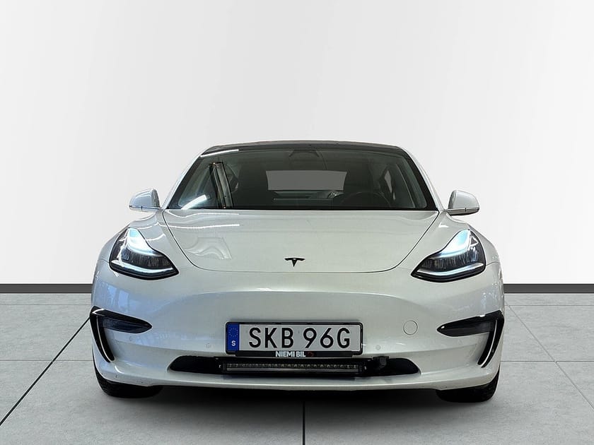 Bild 2 av Tesla Model 3 Long Range AWD Värmare LED-ramp 360° Navi Panorama S&V