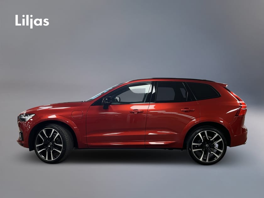 Bild 3 av Volvo XC60 Recharge T6 AWD R-Design//360-kamera//Head-Up//