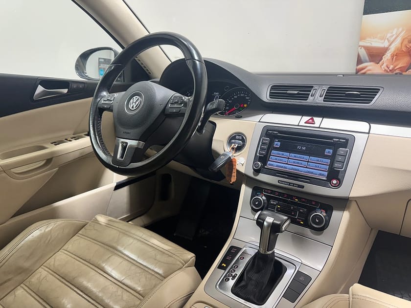 Bild 2 av Volkswagen Passat Variant 2.0 TDI DPF 4Motion Sportline Euro 5