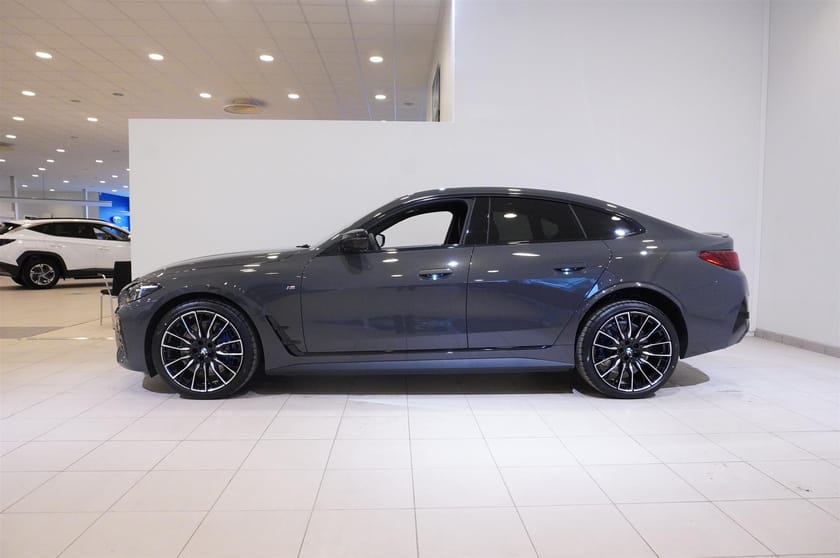 Bild 3 av BMW i4 M60 xDrive Gran Coupé M Sport Supercharged Ed Drag DA Pro H K