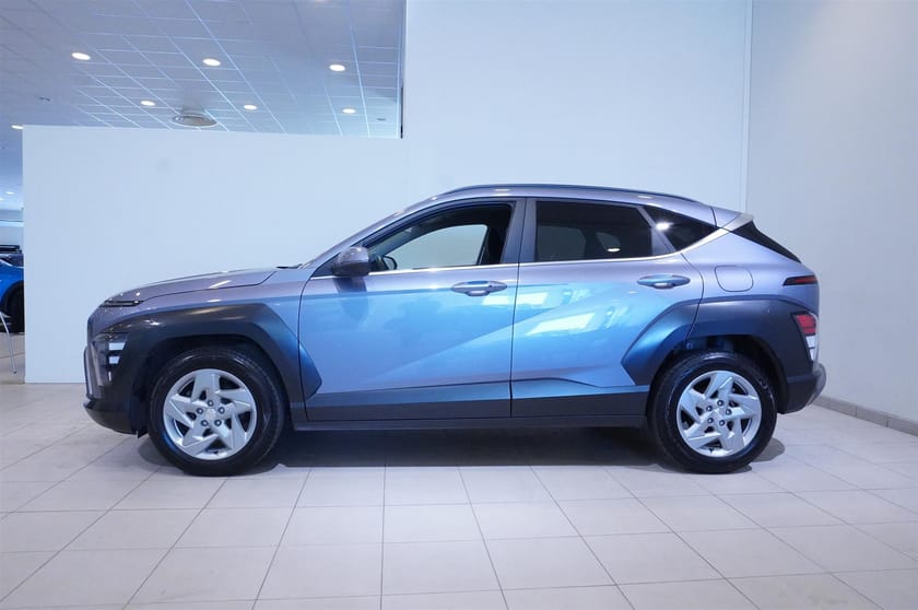 Bild 4 av Hyundai Kona SUV 1.0 T-GDi 120 DCT 2WD Essential, Backkamera, Navi, Elstolar