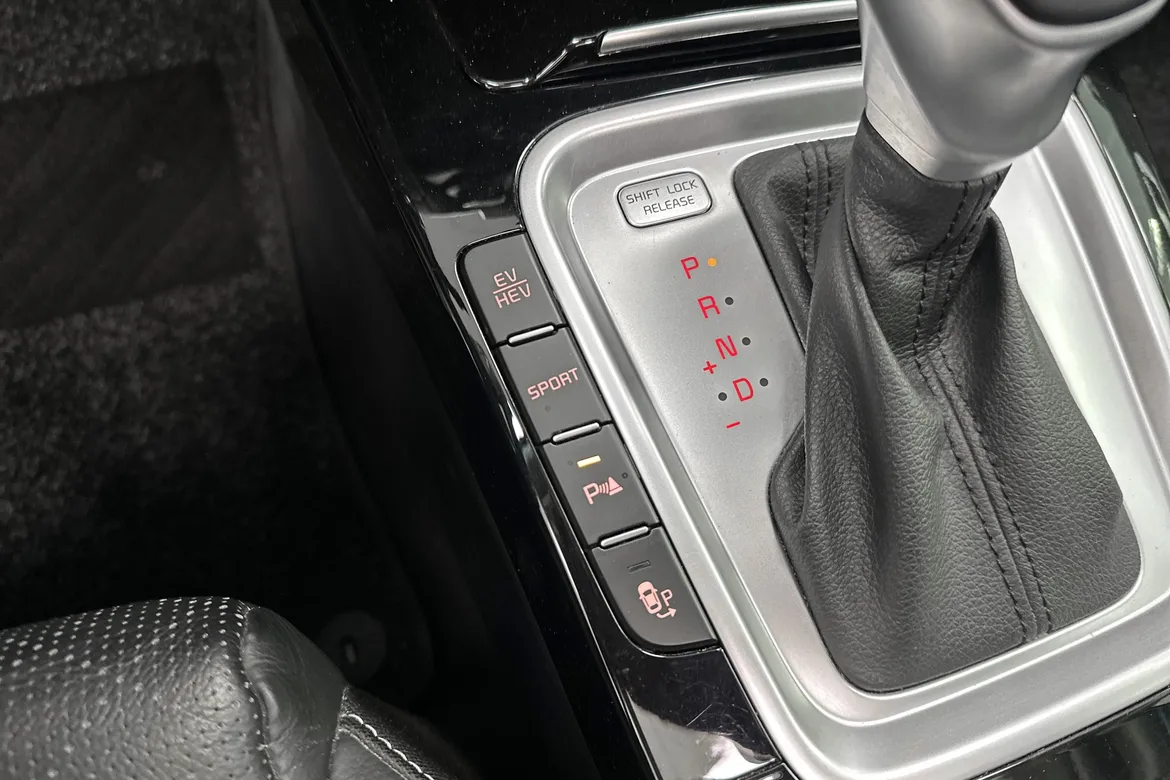 picture of a car