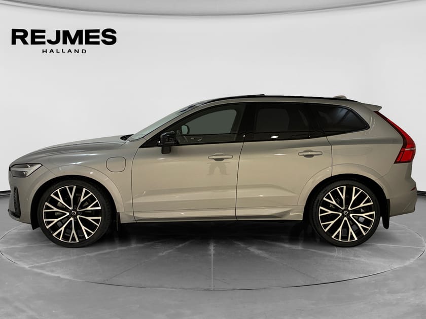 Bild 3 av Volvo XC60 Recharge T8 R-Design Pro Edition II