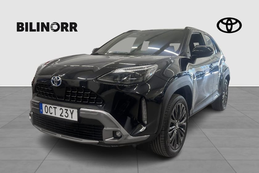 Bild 1 av Toyota Yaris Cross Hybrid AWD-i 1,5 ADVENTURE - JBL, Vhjul, Drag, Mvärm