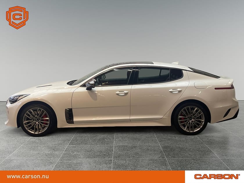 Bild 3 av Kia Stinger GT AWD *Inkommande* 3.3 Aut 366HK Pano H/K 360 Kamera Apple