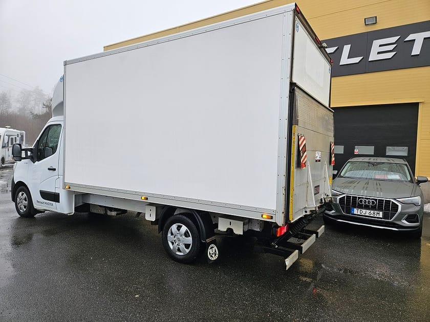 Bild 3 av Renault Master Chassi Cab Skåp 3.5T 2.3 dCi 163hk Kylbil Bakgavellyft MOMS
