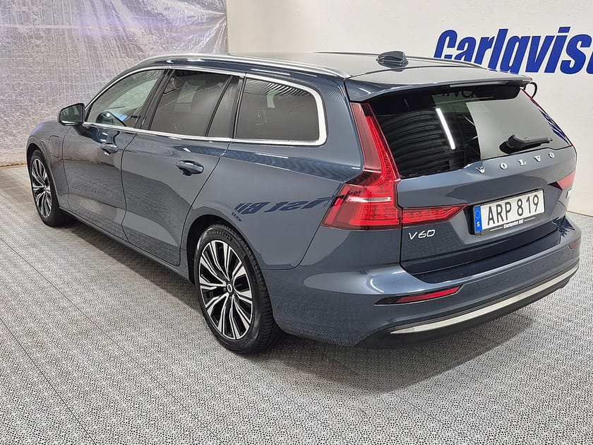 Bild 5 av Volvo V60 T6 Recharge Core Bright plug in AWD 350HK 4x4