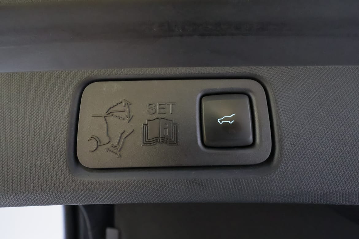 Ford Mustang Mach-E 2022 - miniatyr 29