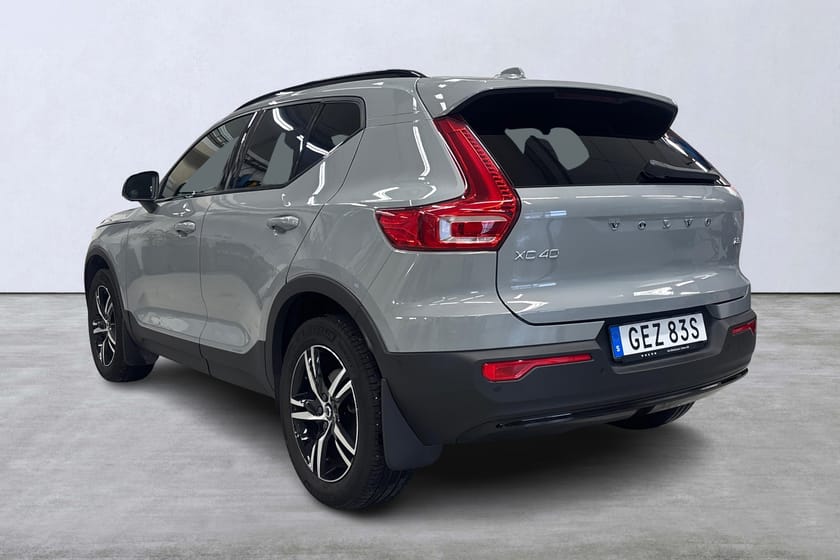 Bild 4 av Volvo XC40 B3 FWD Bensin Plus Dark
