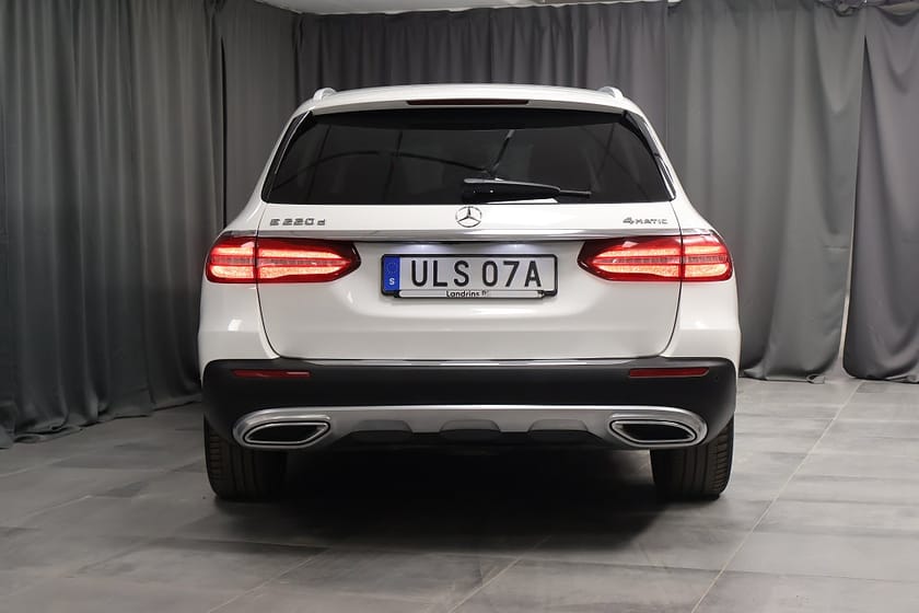 Bild 4 av Mercedes-Benz E 220 d 4MATIC All-Terrain Värmare Luftfjädring Drag
