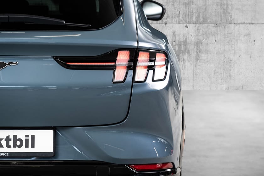 Bilde 4 av Ford Mustang Mach-E Long Range AWD Range/Premium B&O/360°/ACC/Carplay