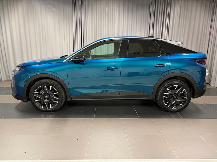 Bild 2 av Peugeot 3008 Hybrid 145 Allure AUT Inkl. Vinterhjul