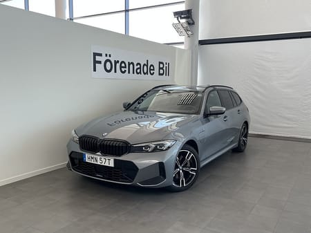 BMW 330e xDrive Touring 4,95 ränta M Sport HiFi PDC Rattvärme