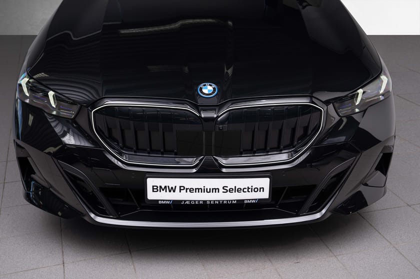Bilde 5 av BMW 550e xDrive Touring 6,29%