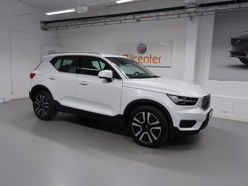 Bild 3 av Volvo XC40 Recharge T4 DCT Inscription V-Däck ingår Skinn-360°-H/K