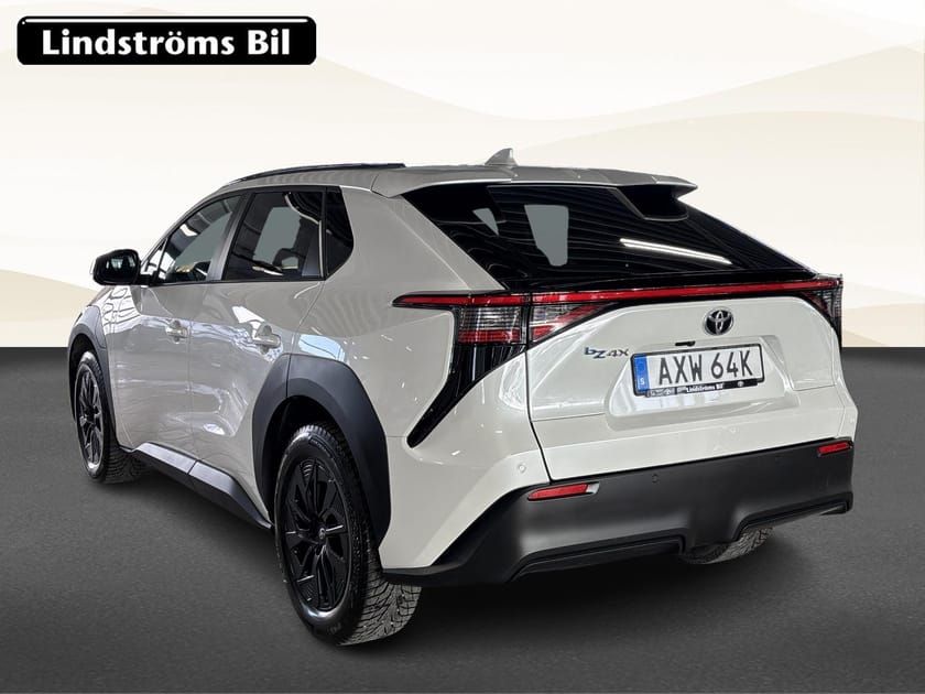 Bild 4 av Toyota bZ4X FWD Style Edition V-hjul Leasing 71.4 kWh