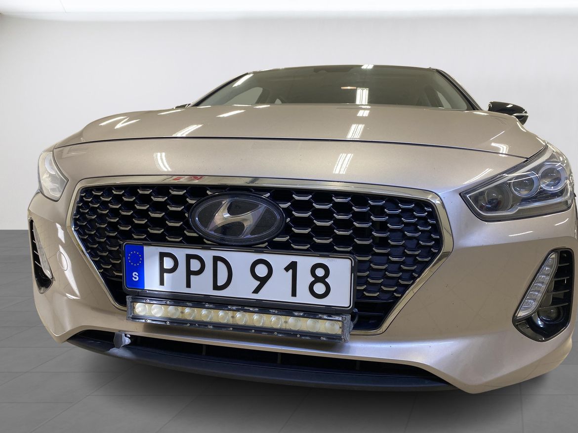 Hyundai i30 2018 - miniatyr 13