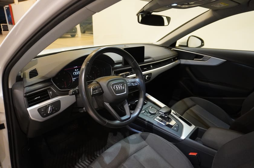 Bild 2 av Audi A4 Avant 40 TDI S Tronic, 190hk Proline Dragkrok PDC Fram Bak